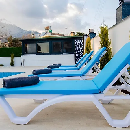 מלון דירות Roxapart *